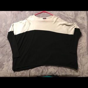 Vince Camuto sweater